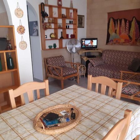 Casa Vacanza Rita Марина-ді-Песколузе Екстер'єр фото