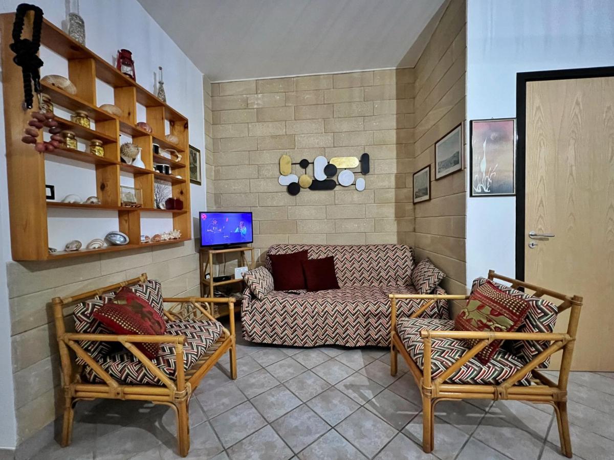 Casa Vacanza Rita Марина-ді-Песколузе Екстер'єр фото
